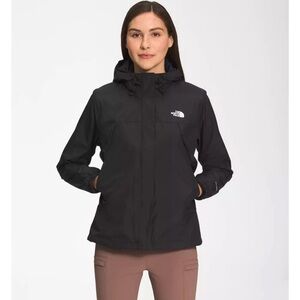 NorthFace women’s dry vent rain jacket S
